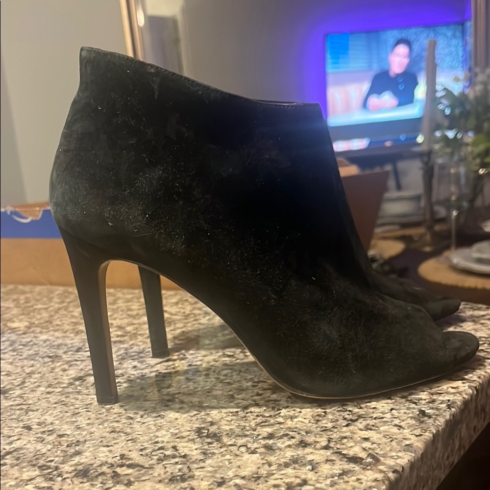 Elegant Ann Taylor Black Peep-Toe Ankle Boots - Picture 2 of 6